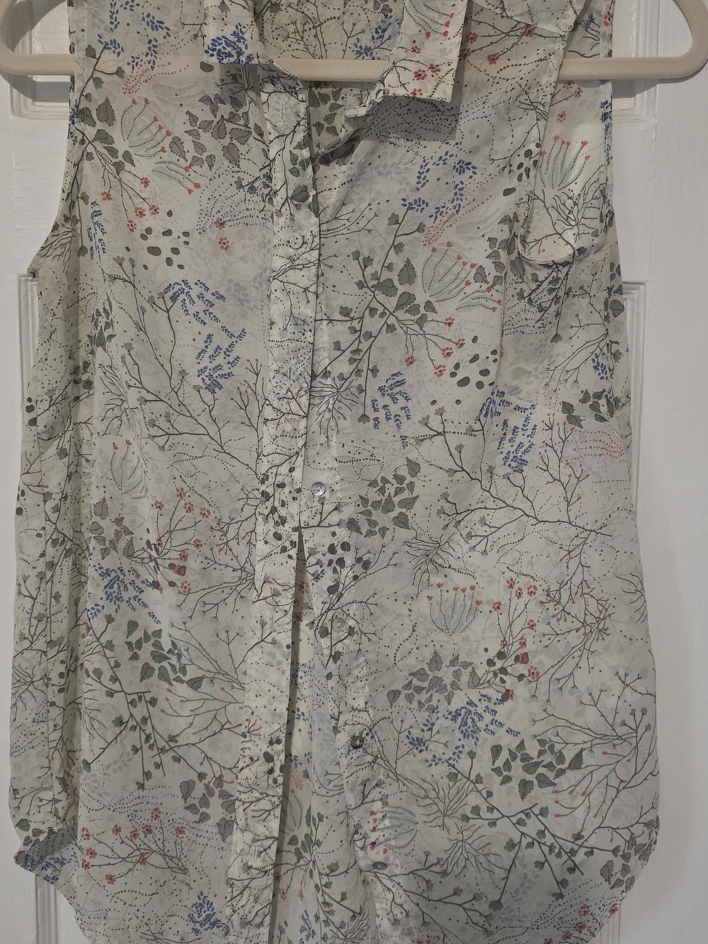 H&M Cream Floral Collared Button-Front Blouse